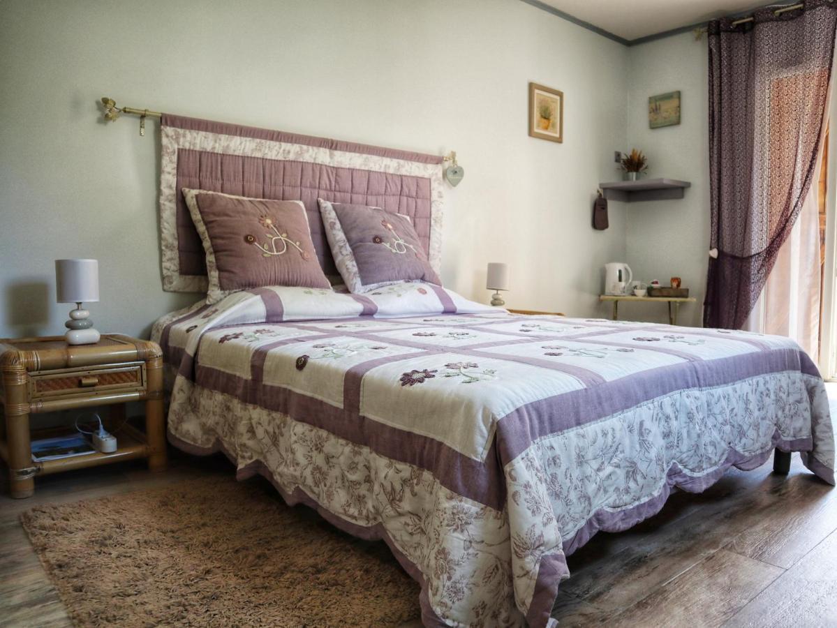 Bed and Breakfast Le Jardin Des Selves Draguignan Esterno foto